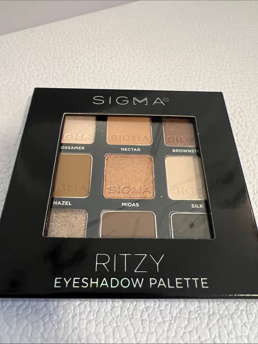 Sigma Beauty Ritzy Eyeshadow Palette in Gold, Tan, Brown, Cream